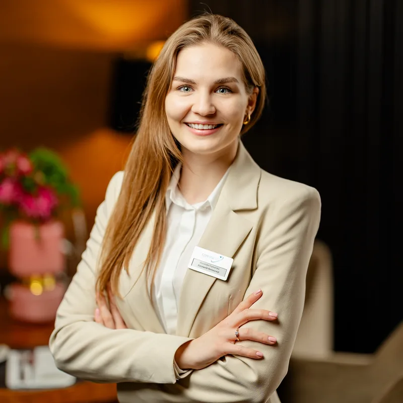 Weronika Frymarska-Futyma / Wenia Hotelarz